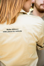 Lade das Bild in den Galerie-Viewer, Giraffe Damenhemd