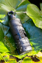 Lade das Bild in den Galerie-Viewer, Trinkflasche Pangolin