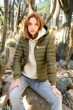 Lade das Bild in den Galerie-Viewer, Steppjacke Waterbuck Damen