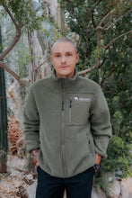Lade das Bild in den Galerie-Viewer, 5 Years AMES Edition - Rhino Sherpa Jacket (unisex)
